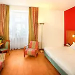 1, 2, Sleep Boardinghouse Zentrum 3*