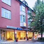 1, 2, Sleep Boardinghouse Zentrum 3* Unterschleißheim