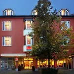 1, 2, Sleep Boardinghouse Zentrum מלון