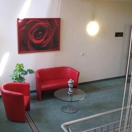 1, 2, Sleep Boardinghouse Zentrum Hotel Unterschleißheim