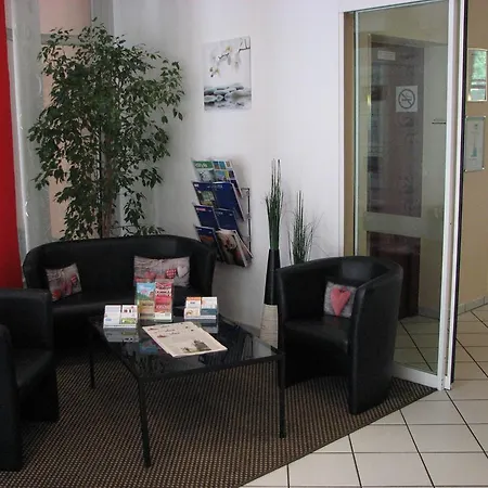 1, 2, Sleep Boardinghouse Zentrum Hotell Unterschleißheim