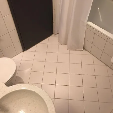 1, 2, Sleep Boardinghouse Zentrum Hotel