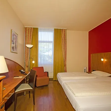 1, 2, Sleep Boardinghouse Zentrum Unterschleißheim