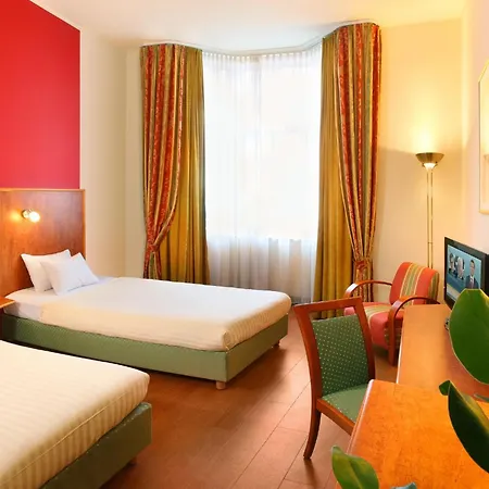 1, 2, Sleep Boardinghouse Zentrum 3* Unterschleißheim