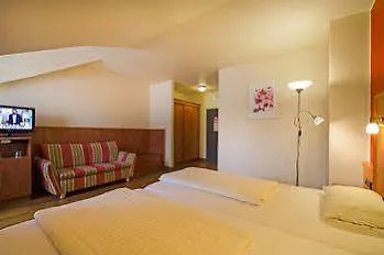 Hotell 1, 2, Sleep Boardinghouse Zentrum
