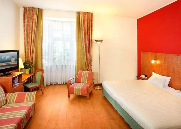 1, 2, Sleep Boardinghouse Zentrum 3*