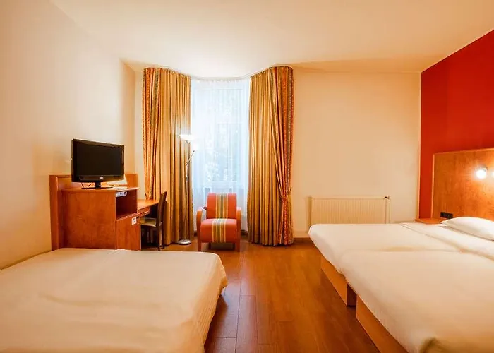 1, 2, Sleep Boardinghouse Zentrum ホテル Unterschleißheim
