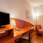 1, 2, Sleep Boardinghouse Zentrum Unterschleißheim