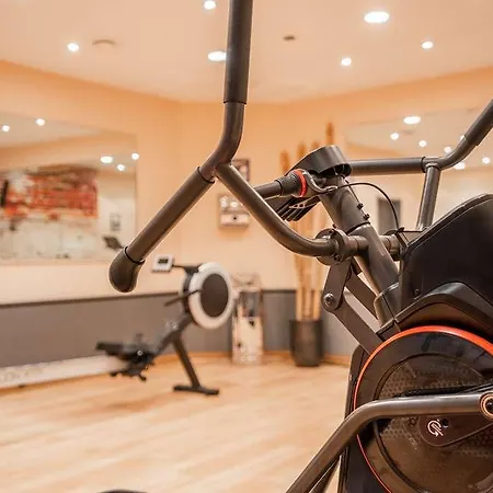 1, 2, Sleep Boardinghouse Zentrum 3*