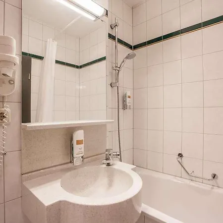 1, 2, Sleep Boardinghouse Zentrum 3*