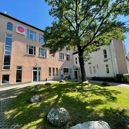 1, 2, Sleep Boardinghouse Zentrum 3* Unterschleißheim
