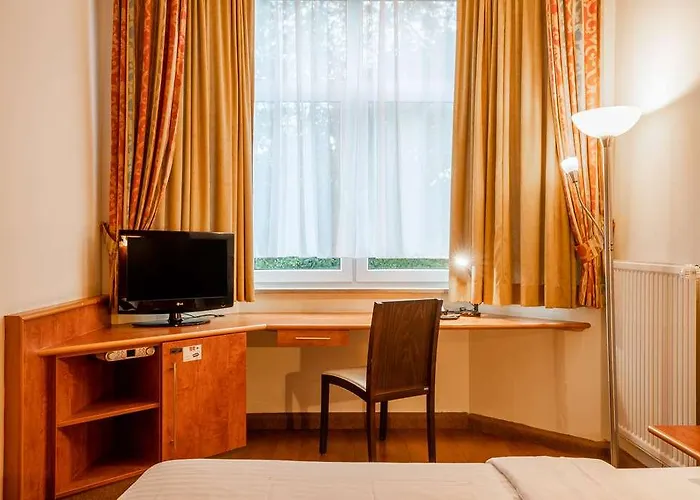Hotel 1, 2, Sleep Boardinghouse Zentrum Unterschleißheim