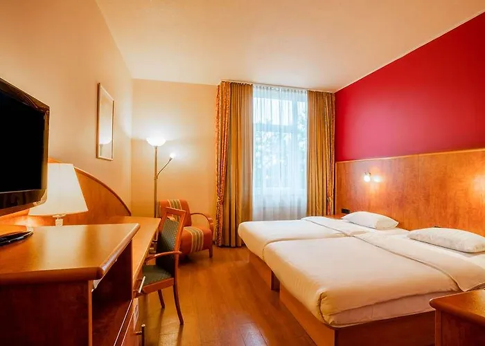 1, 2, Sleep Boardinghouse Zentrum