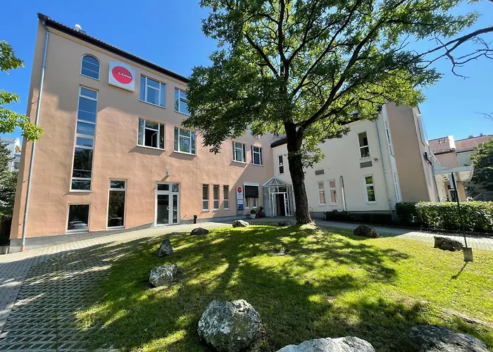 1, 2, Sleep Boardinghouse Zentrum 3* Unterschleißheim