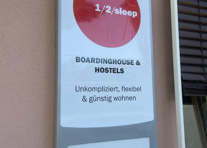 1, 2, Sleep Boardinghouse Zentrum Hotel 3*